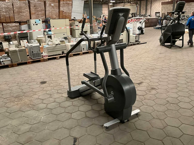 Life fitness summit trainer crosstrainer - afbeelding 3 van  6