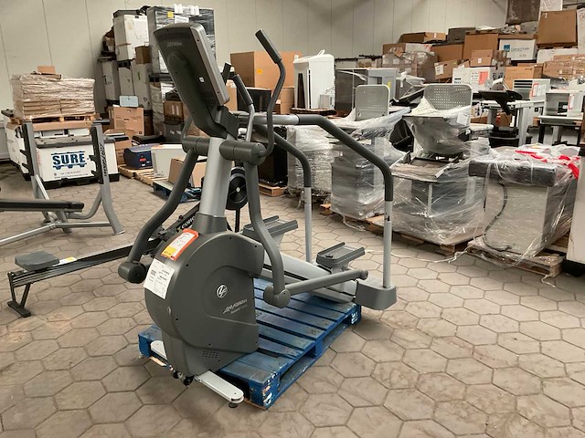 Life fitness summit trainer crosstrainer - afbeelding 1 van  7