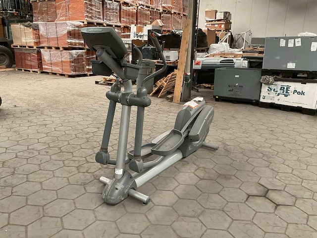 Lifefitness 95-ti-95t crosstrainer - afbeelding 1 van  6