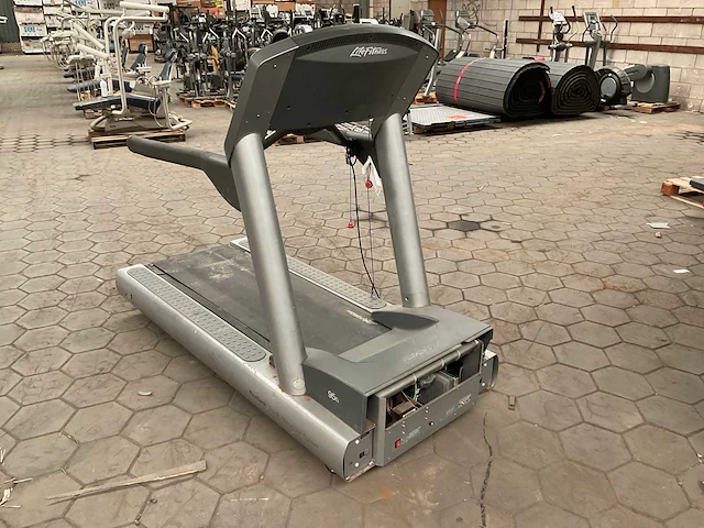 Lifefitness 95ti loopband - afbeelding 4 van  7