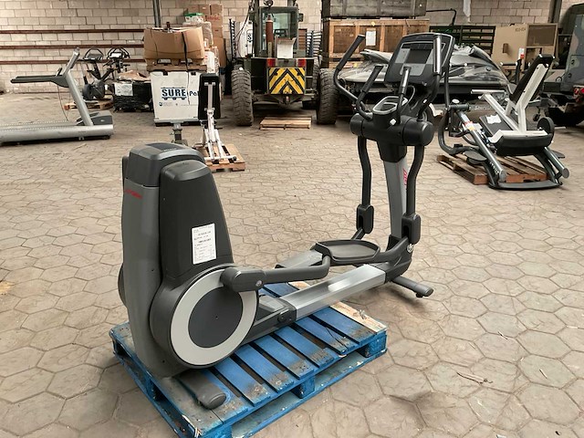 Lifefitness 95x crosstrainer - afbeelding 1 van  12