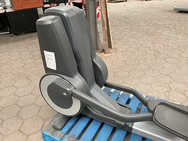 Lifefitness 95x crosstrainer - afbeelding 11 van  12