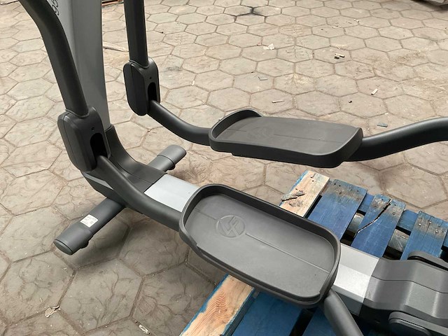 Lifefitness 95x crosstrainer - afbeelding 12 van  12