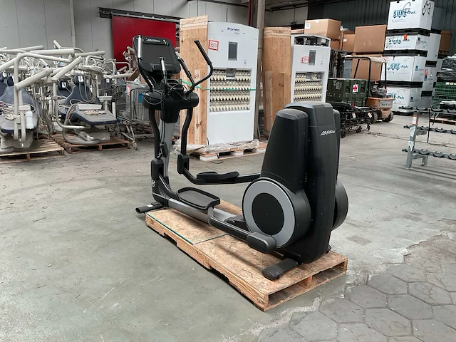 Lifefitness 95xs crosstrainer - afbeelding 2 van  7