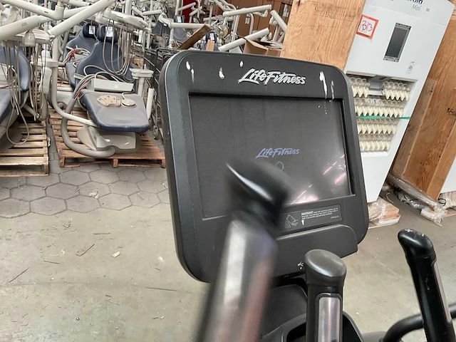 Lifefitness 95xs crosstrainer - afbeelding 6 van  7