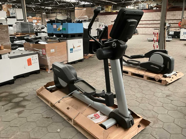 Lifefitness crosstrainer - afbeelding 7 van  12