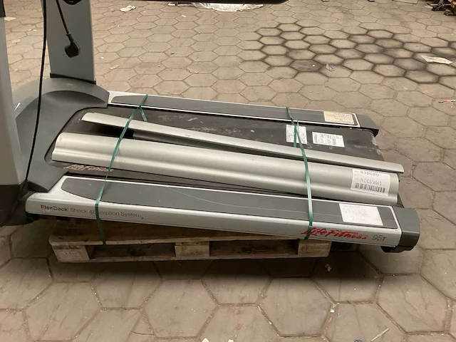 Lifefitness flexdeck 95i loopband - afbeelding 9 van  10