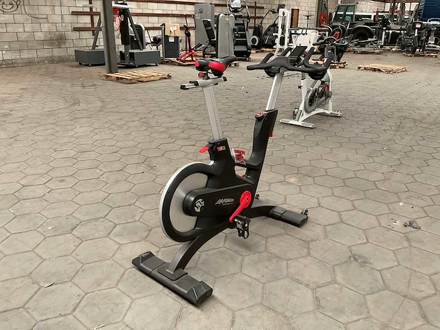 Lifefitness ic-lfic7b2-1 spinningbike - afbeelding 3 van  6