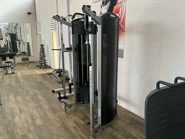 Lifefitness krachtstation - afbeelding 1 van  9