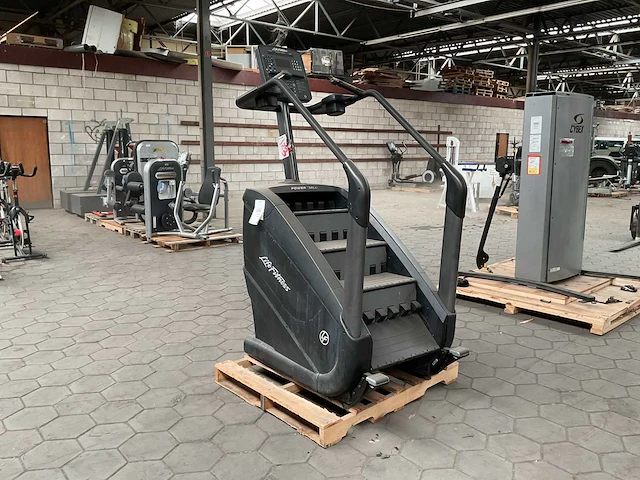 Lifefitness power mill climber - afbeelding 4 van  6