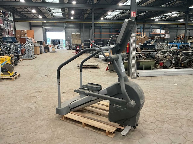 Lifefitness summit trainer crosstrainer - afbeelding 2 van  6