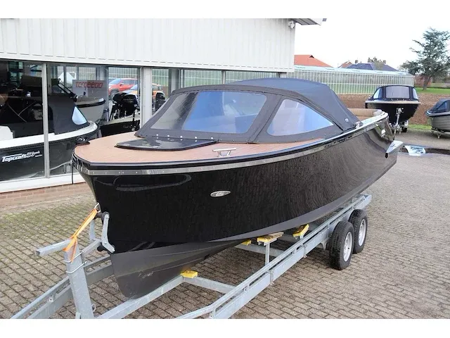 Lifestyle 750 tender 110hp | snelvarende tendersloep - afbeelding 2 van  21