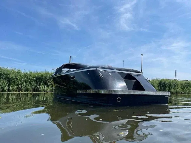 Lifestyle 750 tender 110hp | snelvarende tendersloep - afbeelding 15 van  21