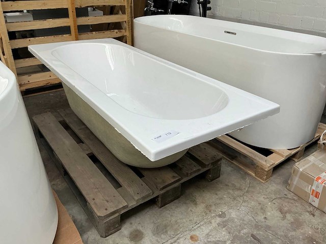 Ligbad (170x70 cm) - afbeelding 1 van  4