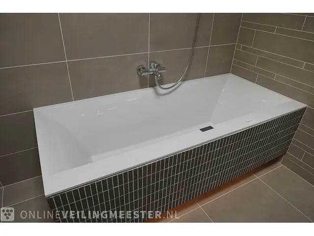 Ligbad villeroy & boch, edge, glans wit - afbeelding 2 van  9