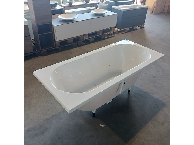 Ligbad, villeroy & boch, onovo, glanswit - afbeelding 1 van  11