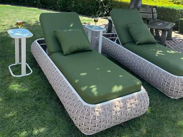 Ligbed - gepoedercoat aluminium frame - garandeert een langere levensduur - vonato - calida - afbeelding 1 van  6