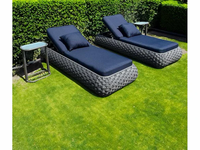 Ligbed - gepoedercoat aluminium frame - garandeert een langere levensduur - vonato - nureya - afbeelding 1 van  4