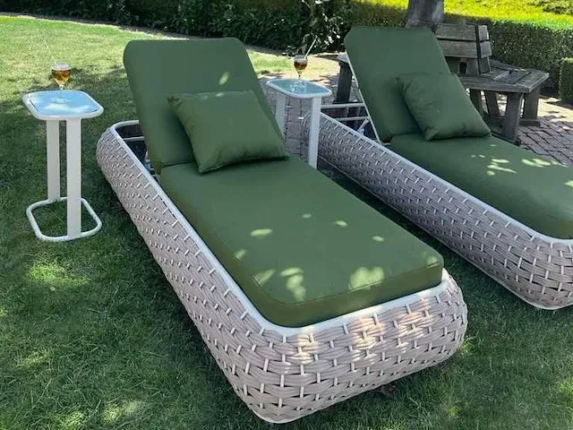 Ligbeddenset 3-delig brown wicker / olive green kussens - afbeelding 1 van  5