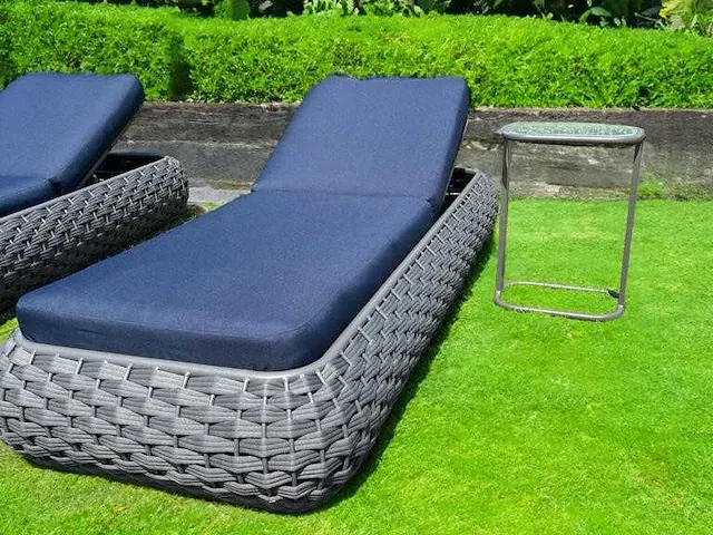 Ligbeddenset 3-delig dark antraciet wicker / light grey kussens - afbeelding 2 van  4