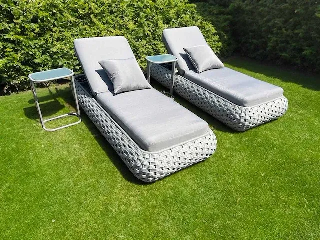 Ligbeddenset 3-delig dark grey wicker / light grey kussens - afbeelding 1 van  4