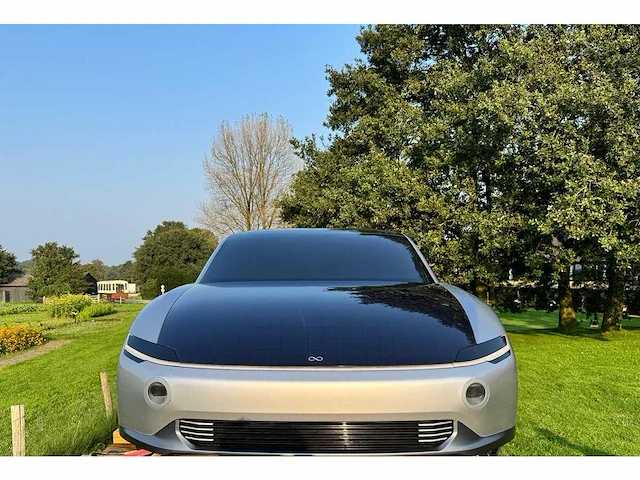 Lightyear - mockup - prototype solar powered car - afbeelding 13 van  27