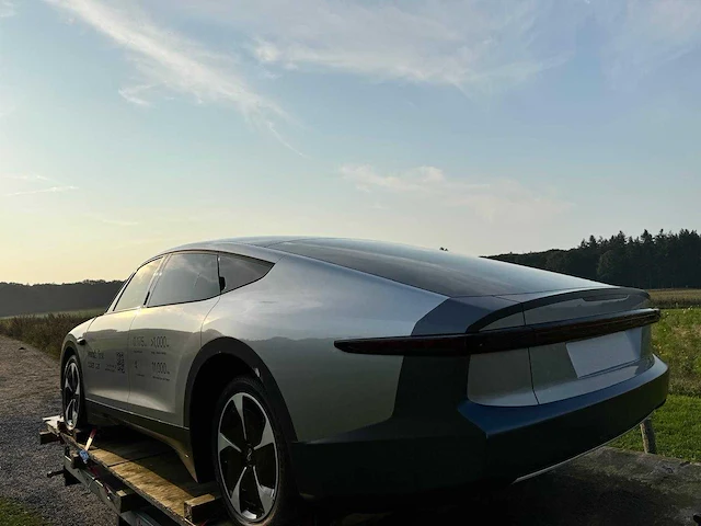 Lightyear - mockup - prototype solar powered car - afbeelding 15 van  27