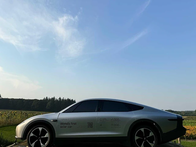 Lightyear - mockup - prototype solar powered car - afbeelding 17 van  27