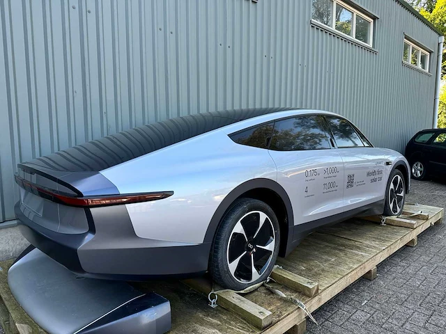 Lightyear - mockup - prototype solar powered car - afbeelding 21 van  27
