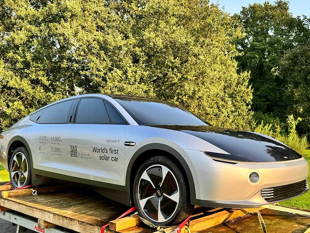 Lightyear - mockup - prototype solar powered car - afbeelding 22 van  27