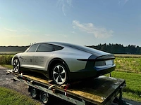 Lightyear - mockup - prototype solar powered car - afbeelding 26 van  27