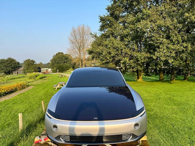 Lightyear - mockup - prototype solar powered car - afbeelding 11 van  27