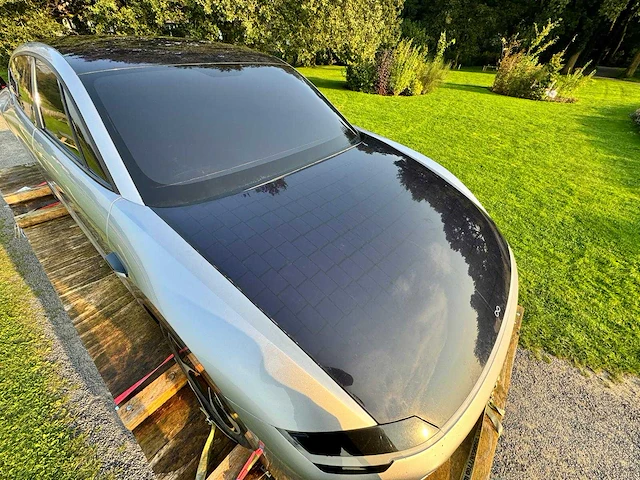 Lightyear - mockup - prototype solar powered car - afbeelding 13 van  27