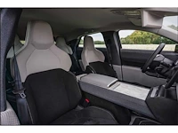 Lightyear - one - cc01 - car - 2022 - afbeelding 5 van  69