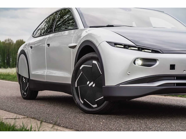 Lightyear - one - cc01 - car - 2022 - afbeelding 44 van  69