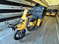 Ligier - pulse - 3 - electrische bezorg scooter - afbeelding 1 van  7