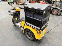 Ligier - pulse - 3 - electrische bezorg scooter - afbeelding 2 van  7