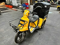 Ligier - pulse - 3 - electrische bezorg scooter - afbeelding 1 van  7