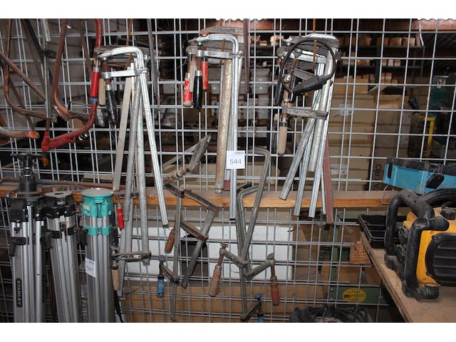 Lijmklemmen in diverse maten en uitvoeringen. ruim 20 stuks. - afbeelding 1 van  3