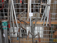 Lijmklemmen in diverse maten en uitvoeringen. ruim 20 stuks. - afbeelding 2 van  3