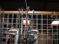 Lijmklemmen in diverse maten en uitvoeringen. ruim 20 stuks. - afbeelding 3 van  3