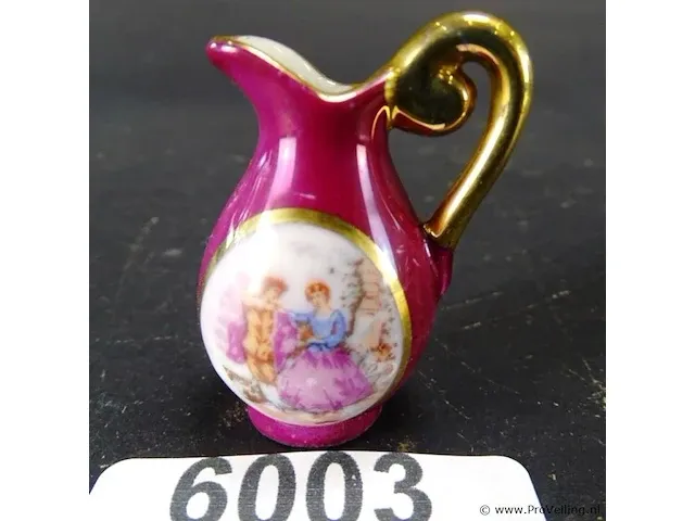 Limoges?. miniatuur schenkkan - afbeelding 1 van  3