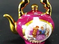 Limoges?. miniatuur theepot