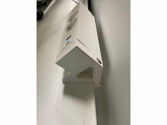 Linak bureau - afbeelding 9 van  9