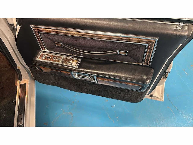 Lincoln - 1979 - continental touncar - v8 benzine lpg - 96-nx-dz - afbeelding 13 van  35