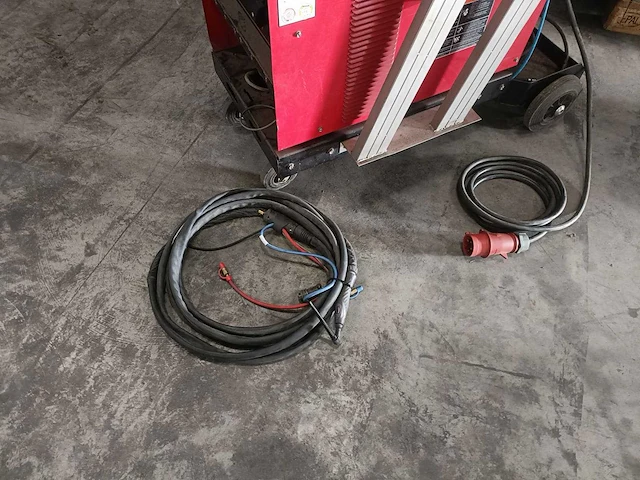 Lincoln electric - square wave tig 255 - lasapparaat - afbeelding 2 van  10