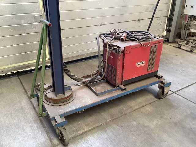 Lincoln electric cv400-l lasapparaat - afbeelding 2 van  7