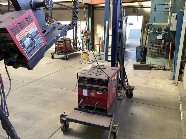 Lincoln electric cv400-l lasapparaat - afbeelding 7 van  8