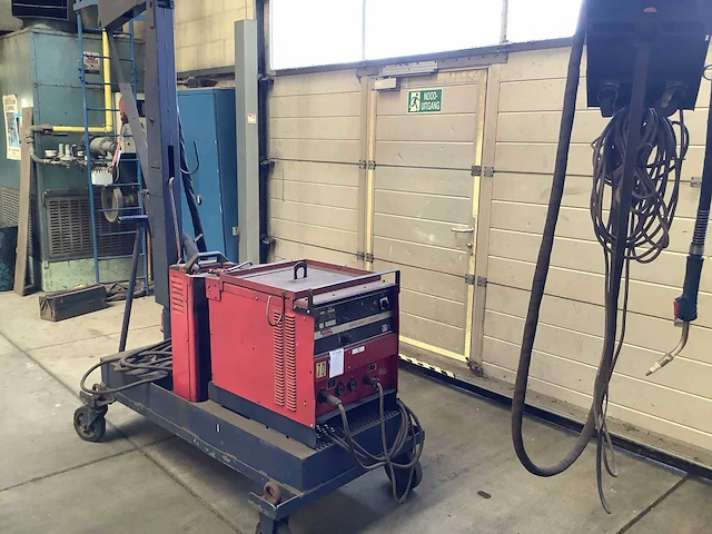 Lincoln electric cv400-l lasapparaat - afbeelding 3 van  7