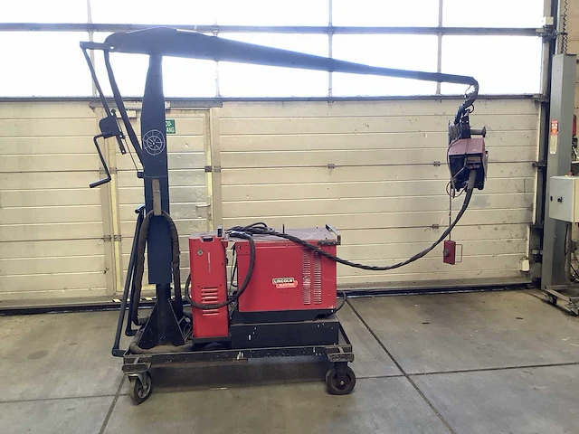 Lincoln electric cv400-l lasapparaat - afbeelding 1 van  8